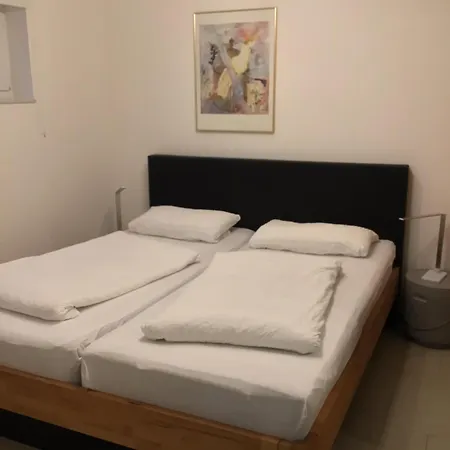 In Gehobener Lage Apartman