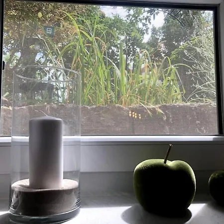 In Gehobener Lage דירה *